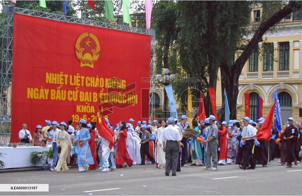 Marchers call for voting in Vietnam's national poll