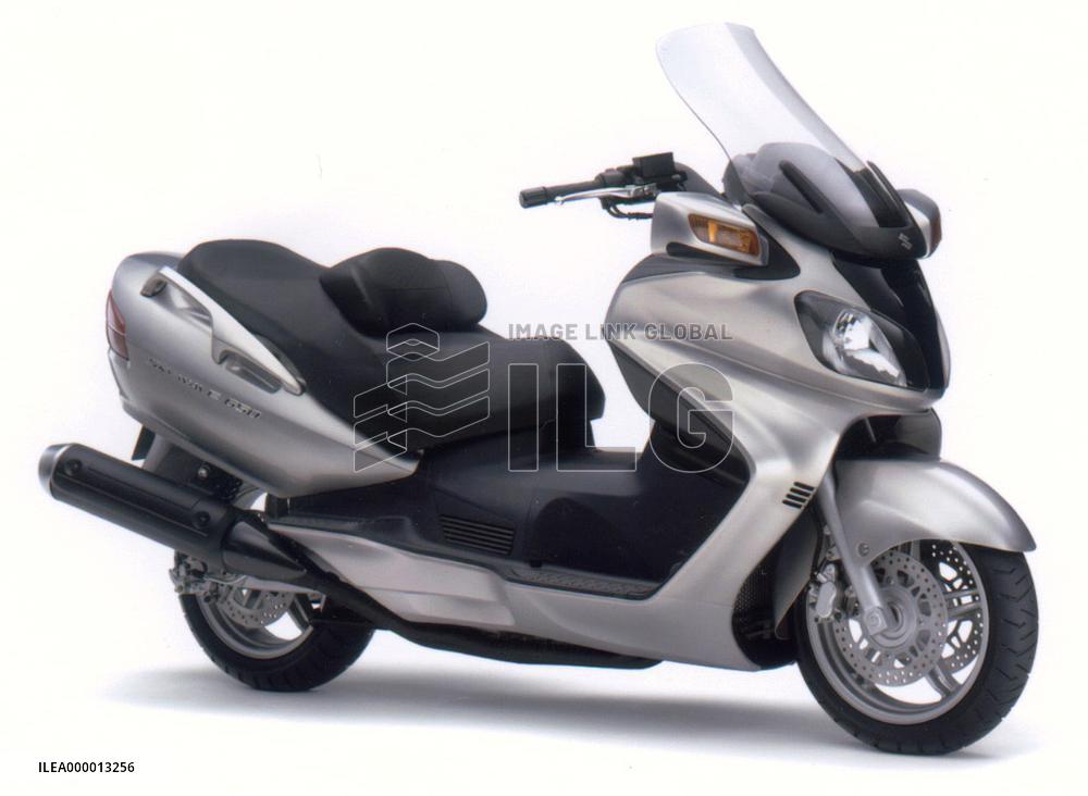 Suzuki Motor to sell large-scale scooter