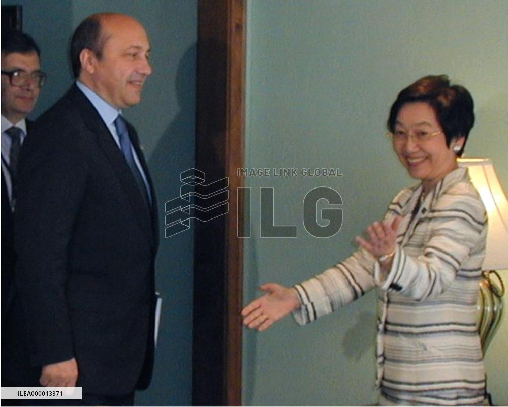 Kawaguchi, Ivanov agree to promote political dialogue