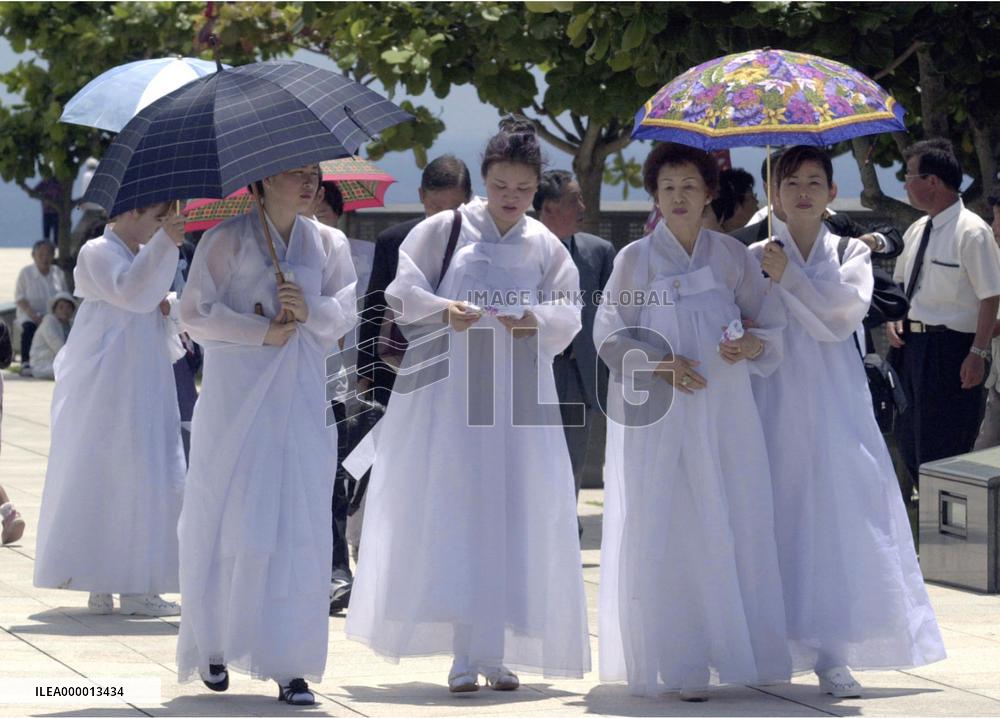 (4)Okinawa marks 57th anniversary of end of local battle