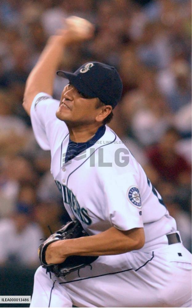 (1)Mariners' Sasaki earns 100th save of MLB career