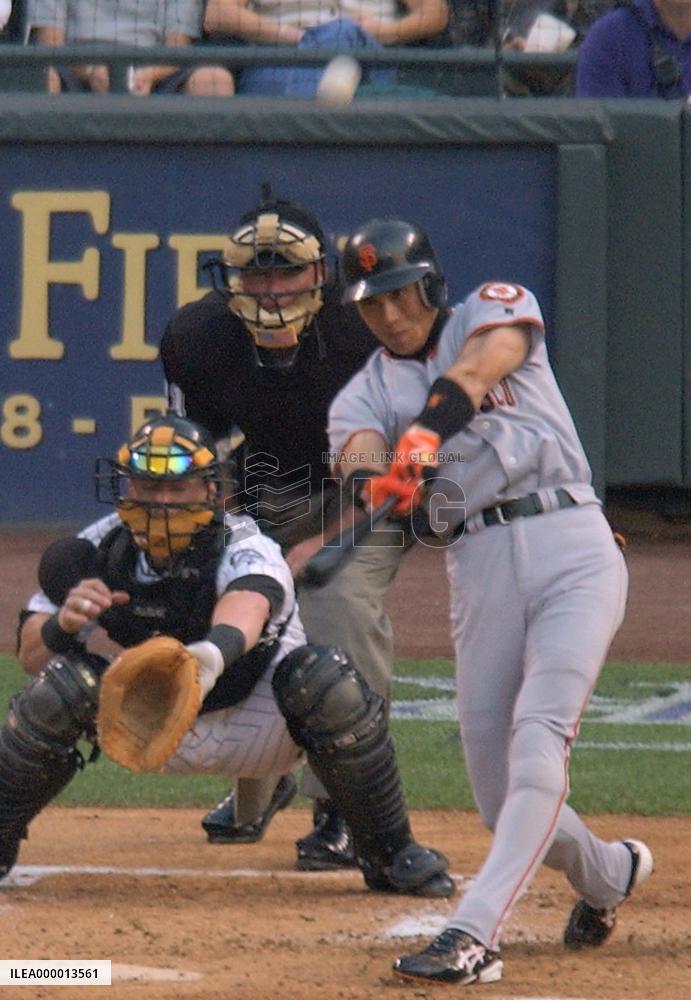 Shinjo hits grand slam