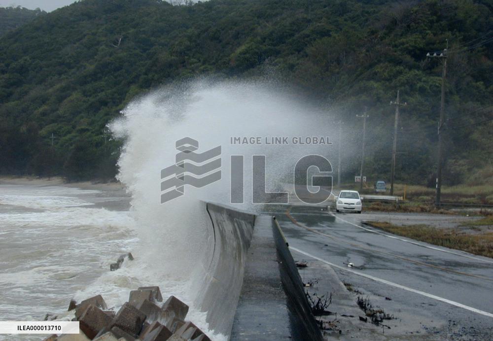 Typhoon Halong approaching Okinawa