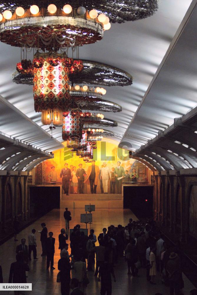 (5)No sign of events to welcome Koizumi to Pyongyang