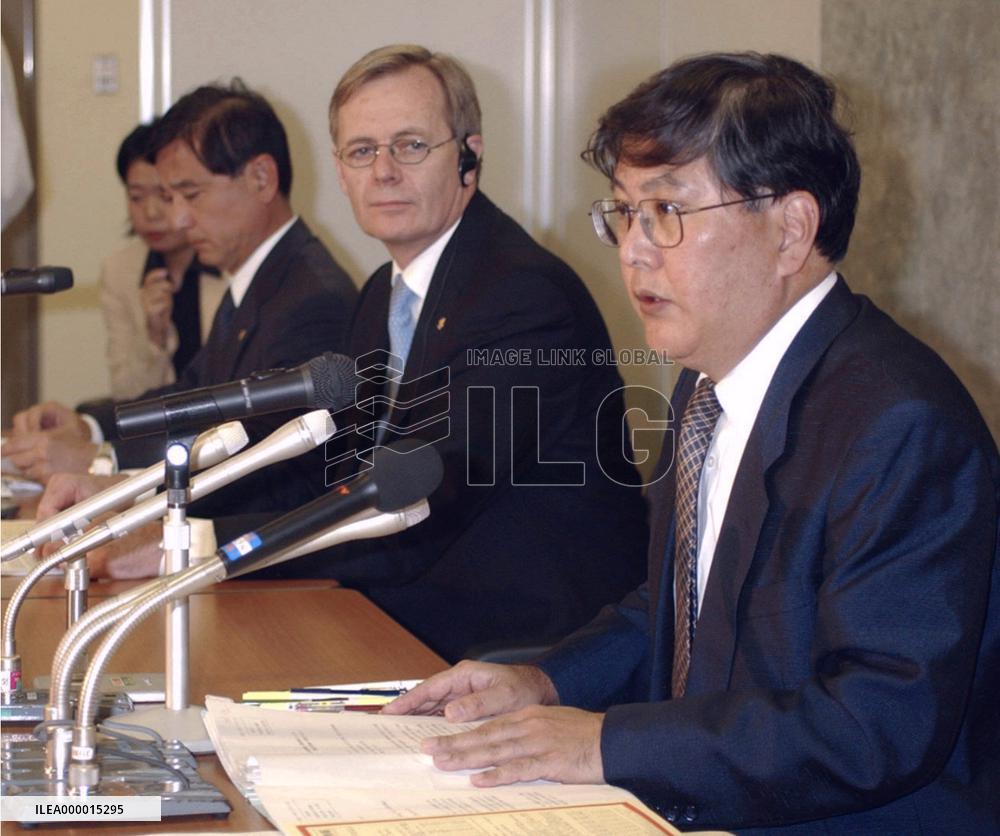 Gov't warns of fatal cases involving anticancer drug gefitinib