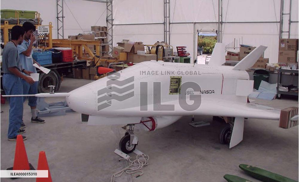 Japan's shuttle vehicle unveiled