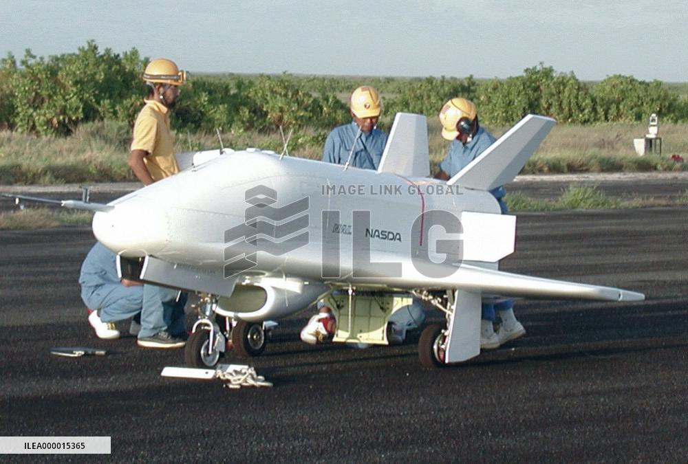 (2) Unmanned Japanese Shuttle