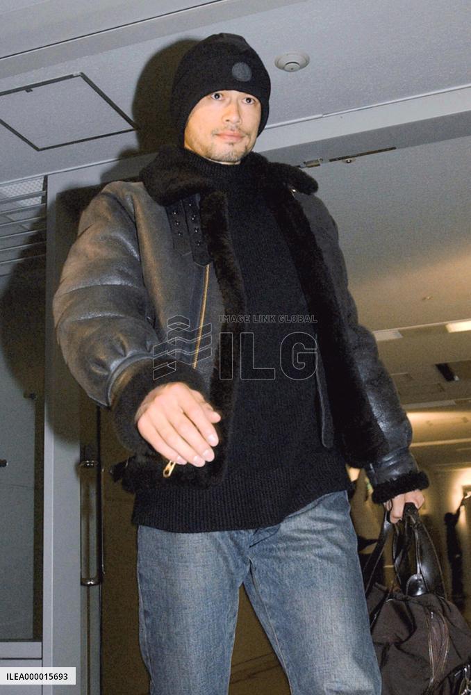 Ichiro returns home to play in exhibition series