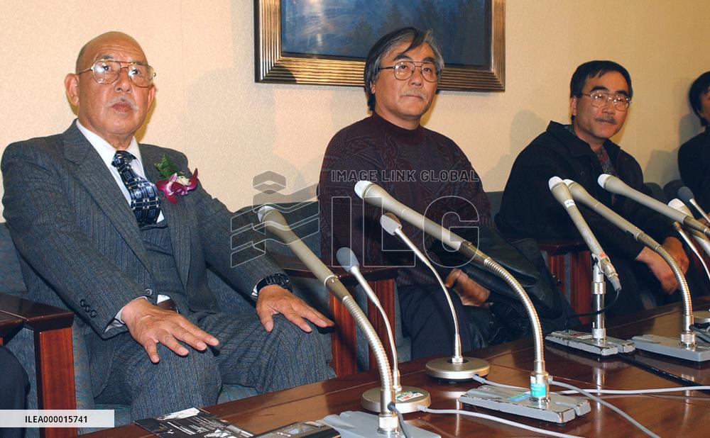 3 convicted Japanese traffickers return from Australia