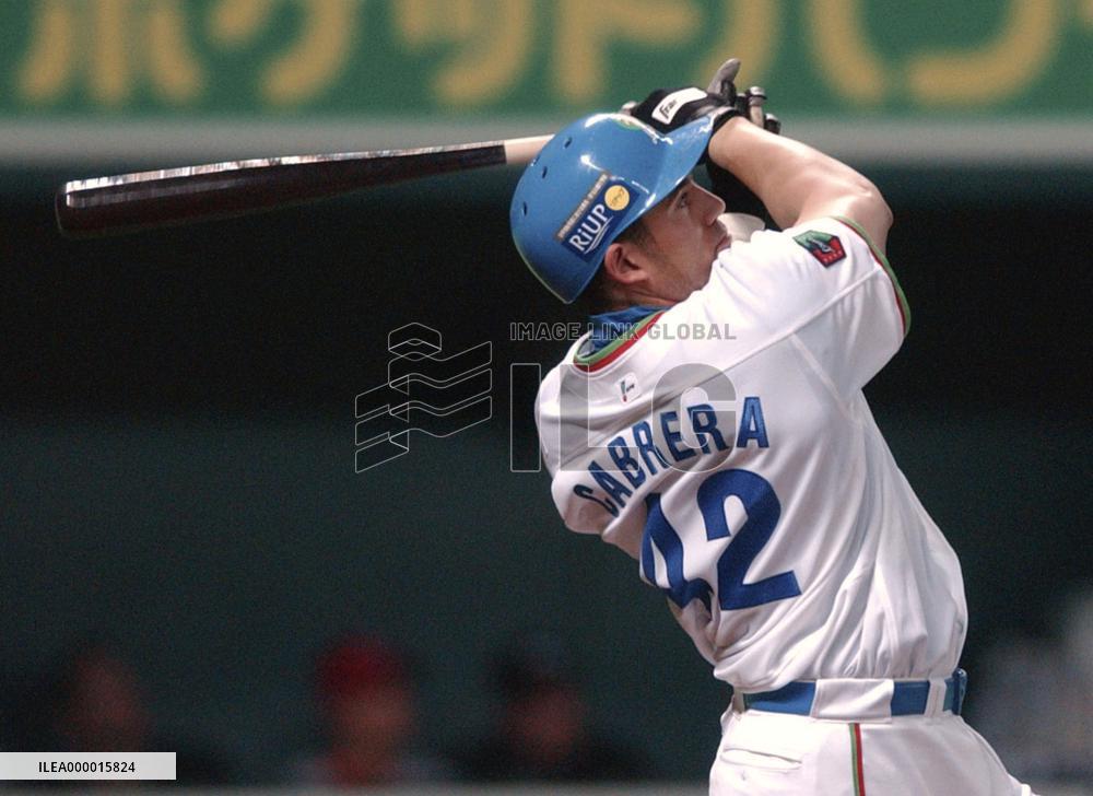 (2)MLB all stars in Japan