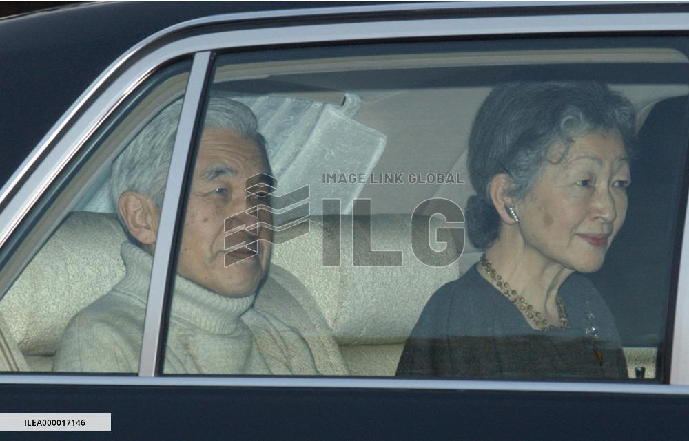 Emperor back to hospital after stay at home