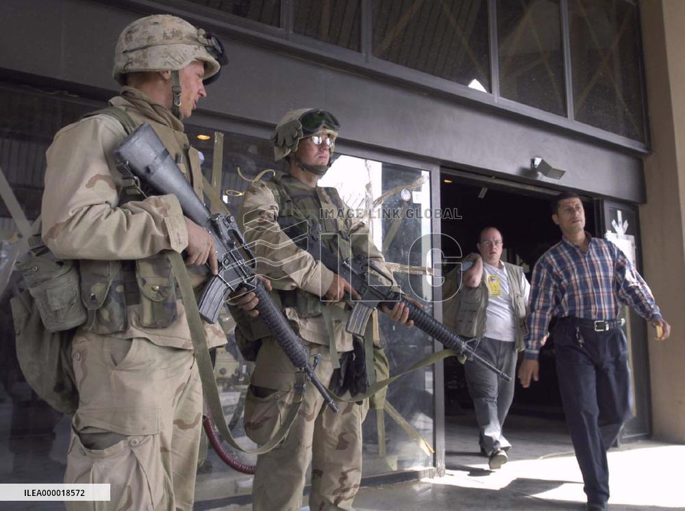 (13)Photos on Baghdad scene