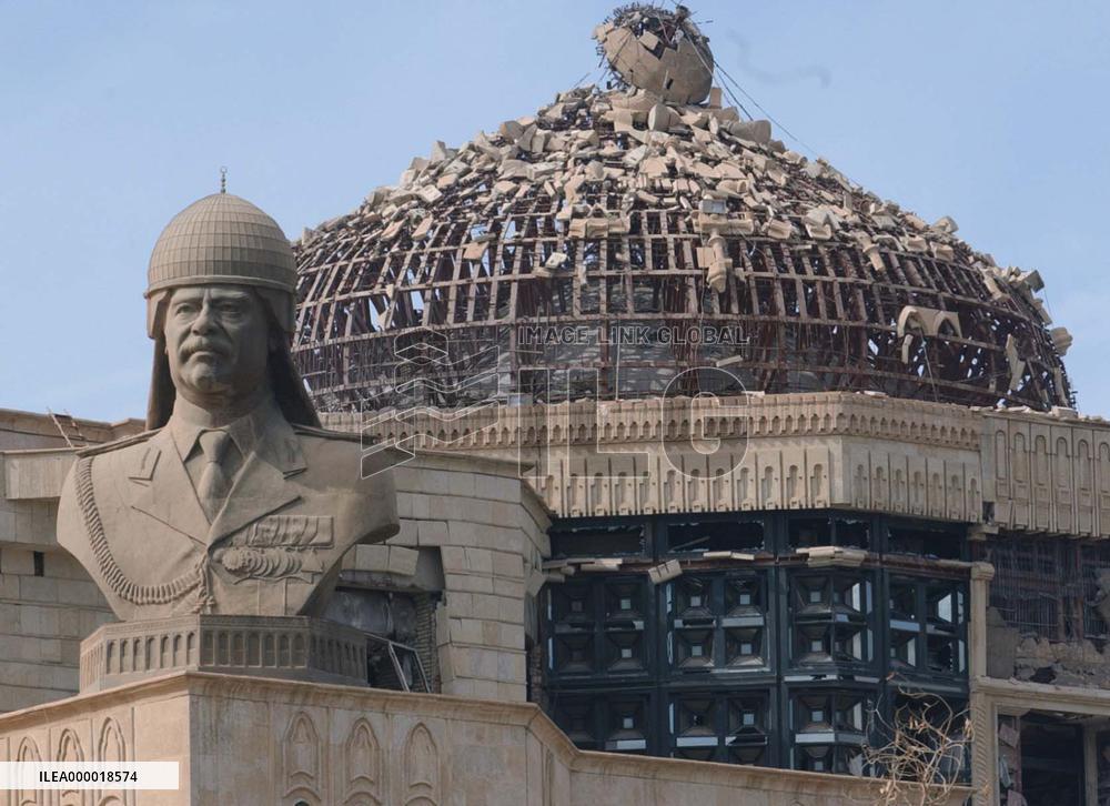 (15)Photos on Baghdad scene