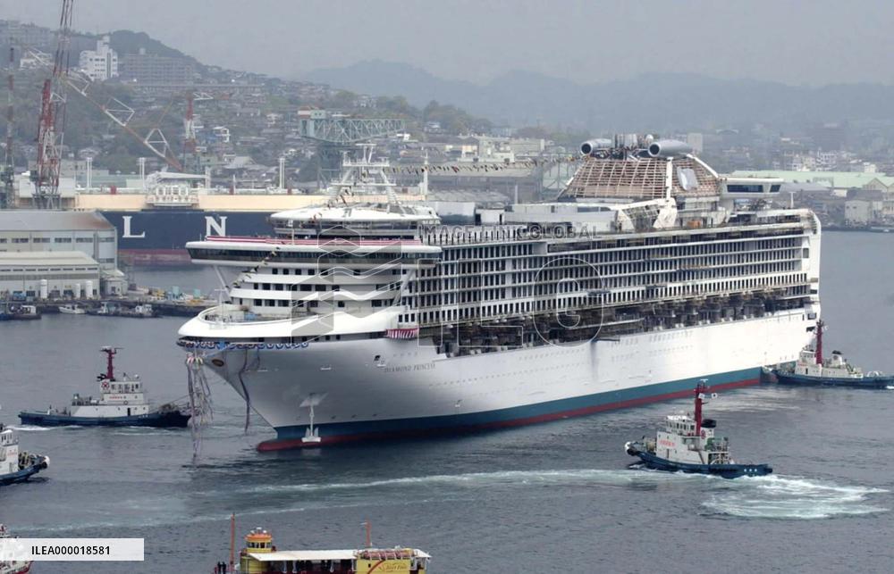 (3)Diamond Princess launched