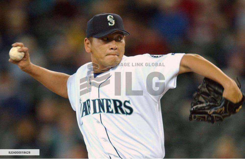Sasaki marks season's first win