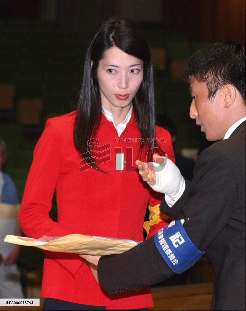 Setagaya OKs transsexual's election bid with new gender