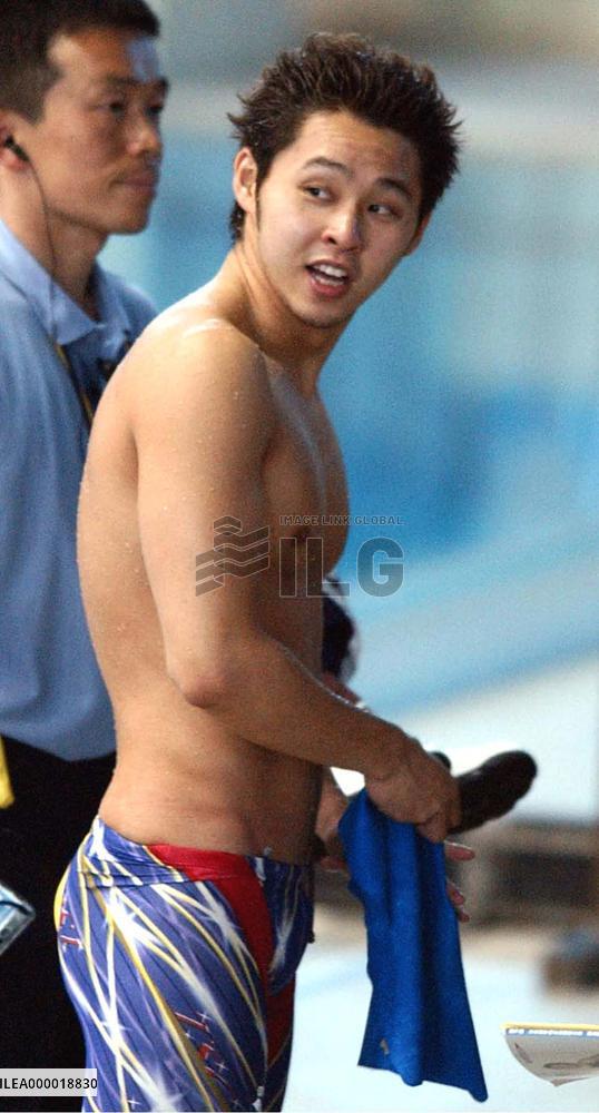 Kitajima breaks nat'l record in 50-meter breaststroke