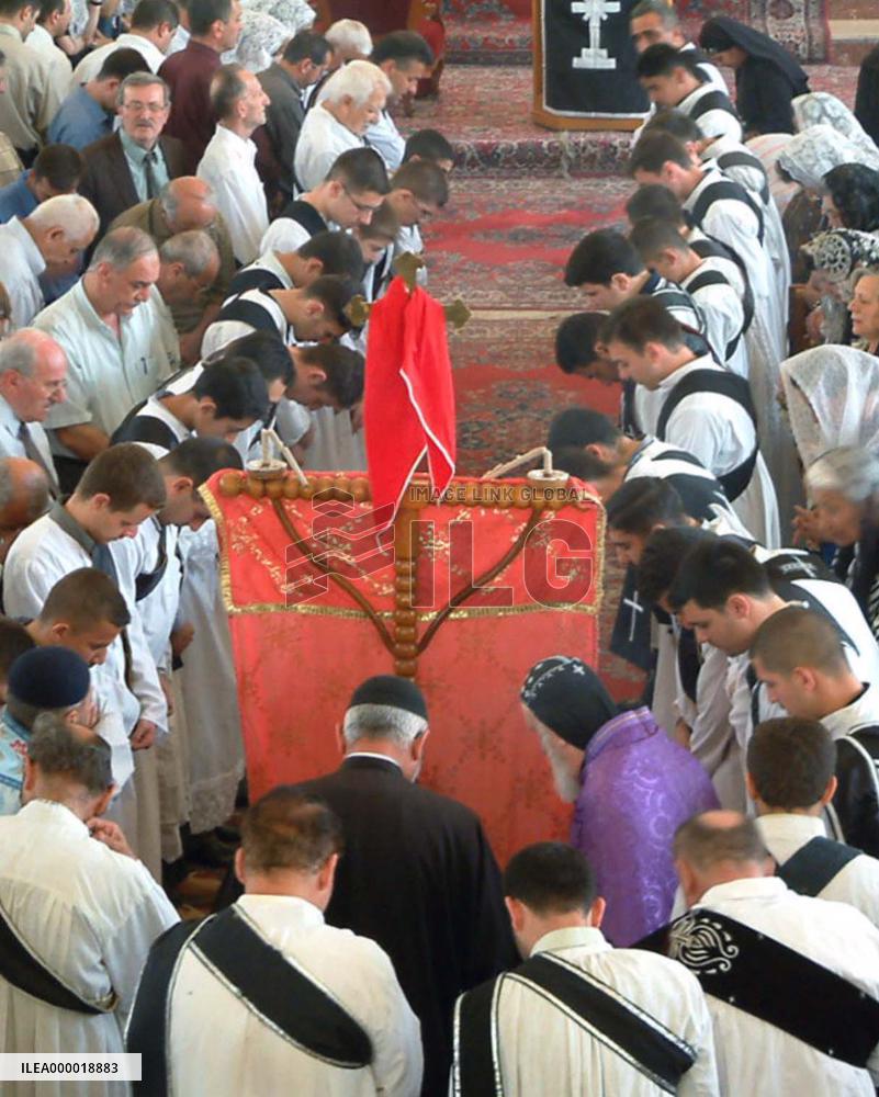 Syriac Orthodox Christians observe Easter in Baghdad
