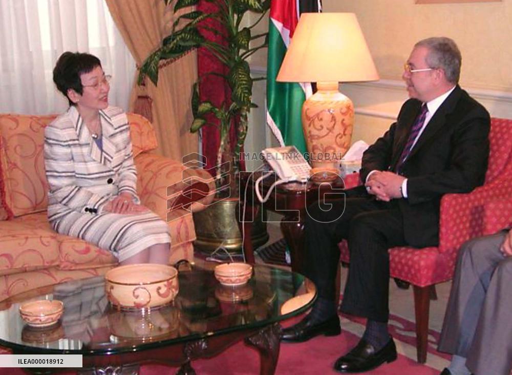 Kawaguchi meets Jordanian Prime Minister Ragheb