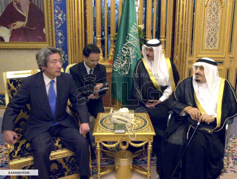 (3)Koizumi in Riyadh for talks on Iraq
