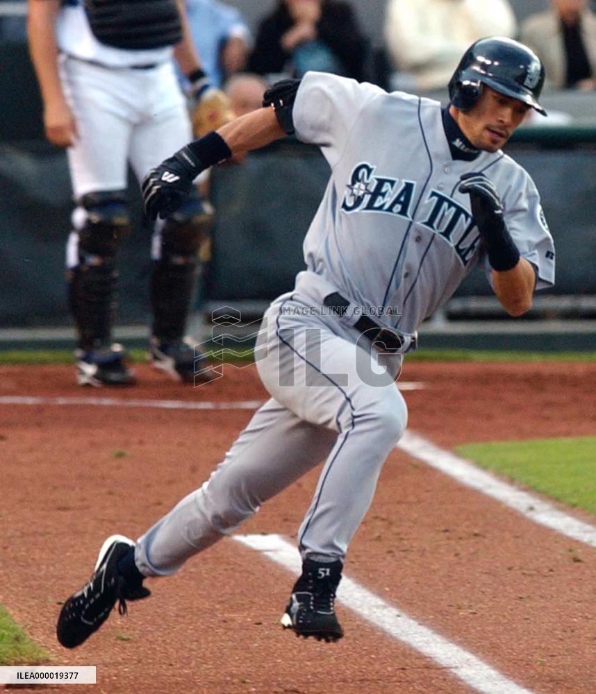 Ichiro grabs early lead in All Star voting