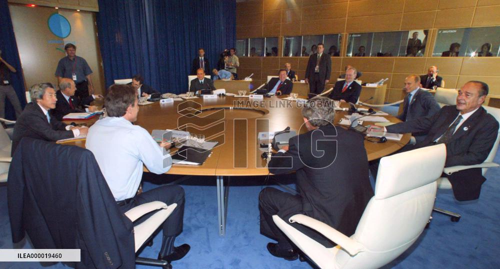 (2)G-8 leaders to seek economic revival