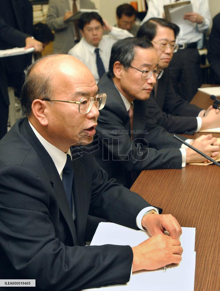 Resona eyes tie-up with foreign capital to help small firms