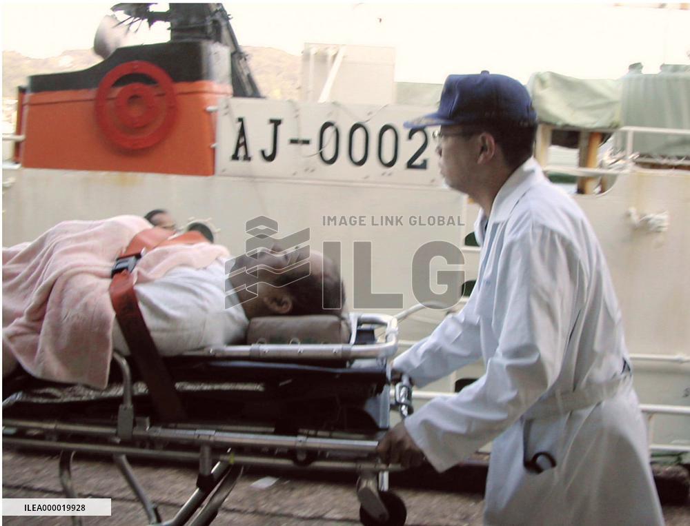 (1)Fishing boat sinks off Fukuoka, 1 dead, 6 missing