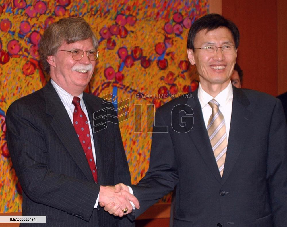 Bolton meets with S. Korean Foreign Minister Yoon