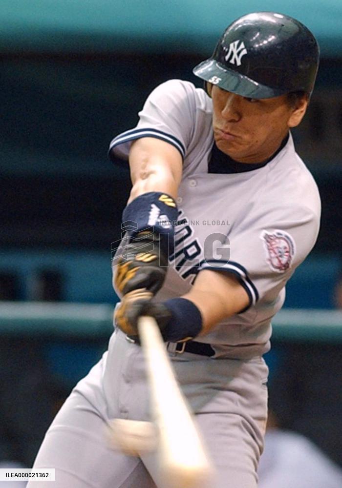 Matsui hits 1st triple in Yankees' 6-0 win