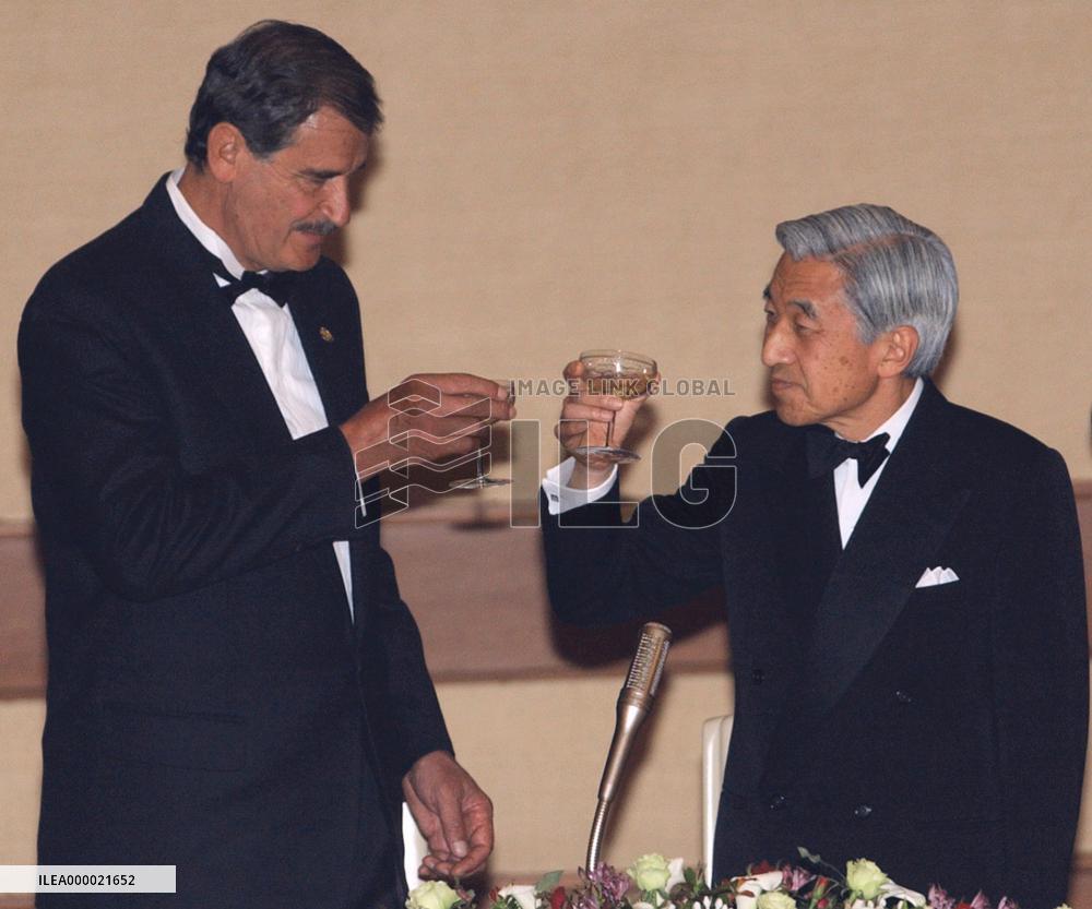 Emperor hosts dinner for Mexican president