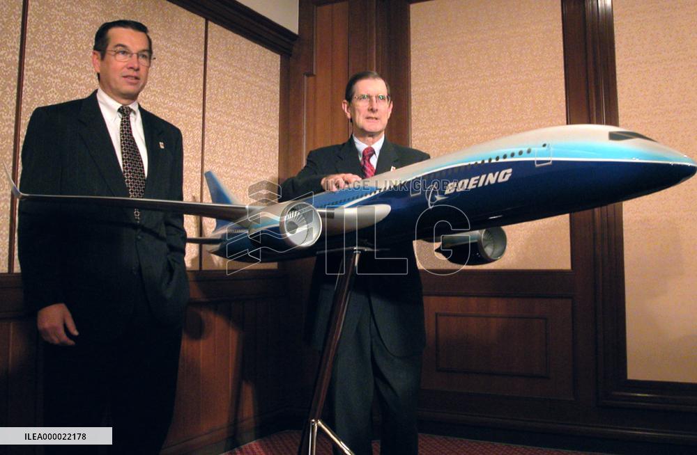Boeing hires Japan makers to build 1-3 of 7E7 jet