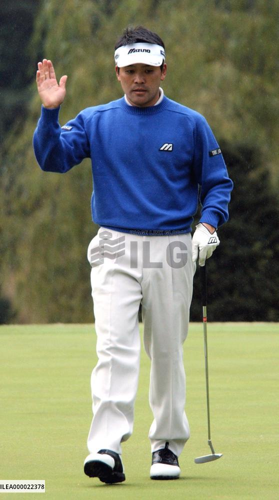 Teshima moves into lead at Nippon Series JT Cup