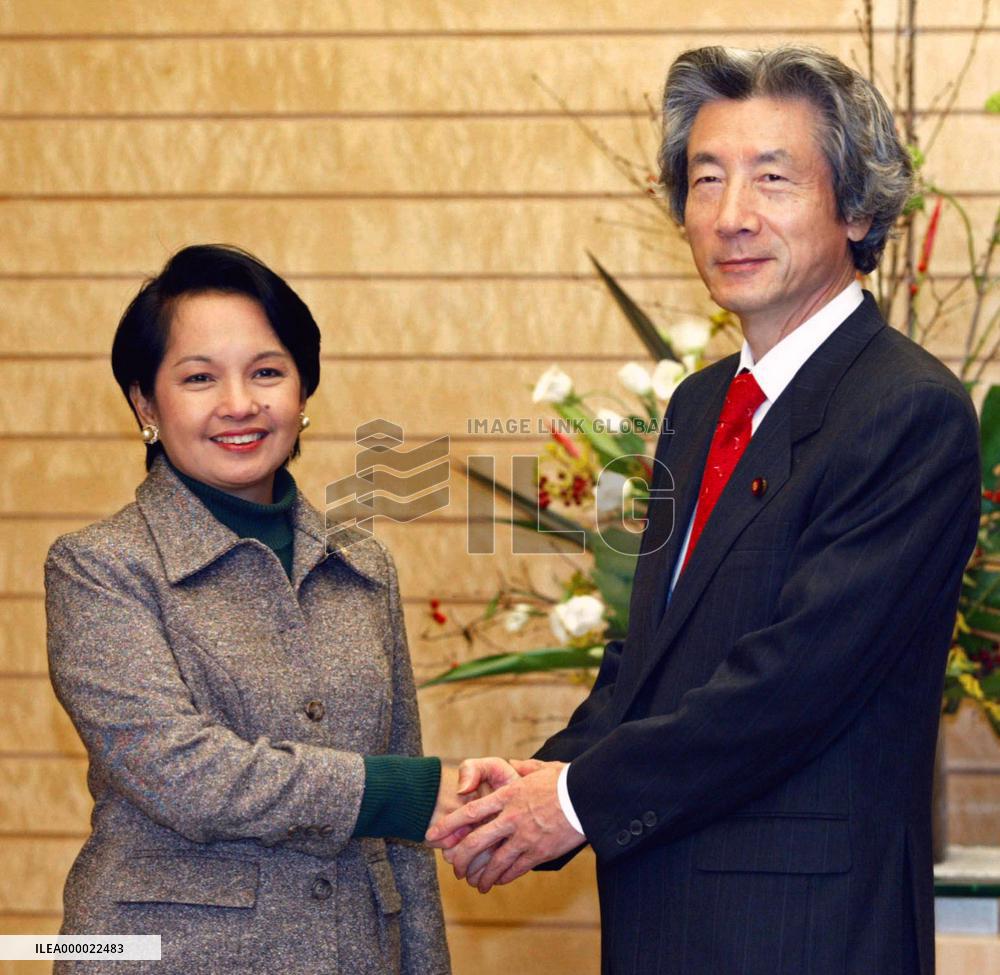 Philippine's Arroyo meets with Koizumi