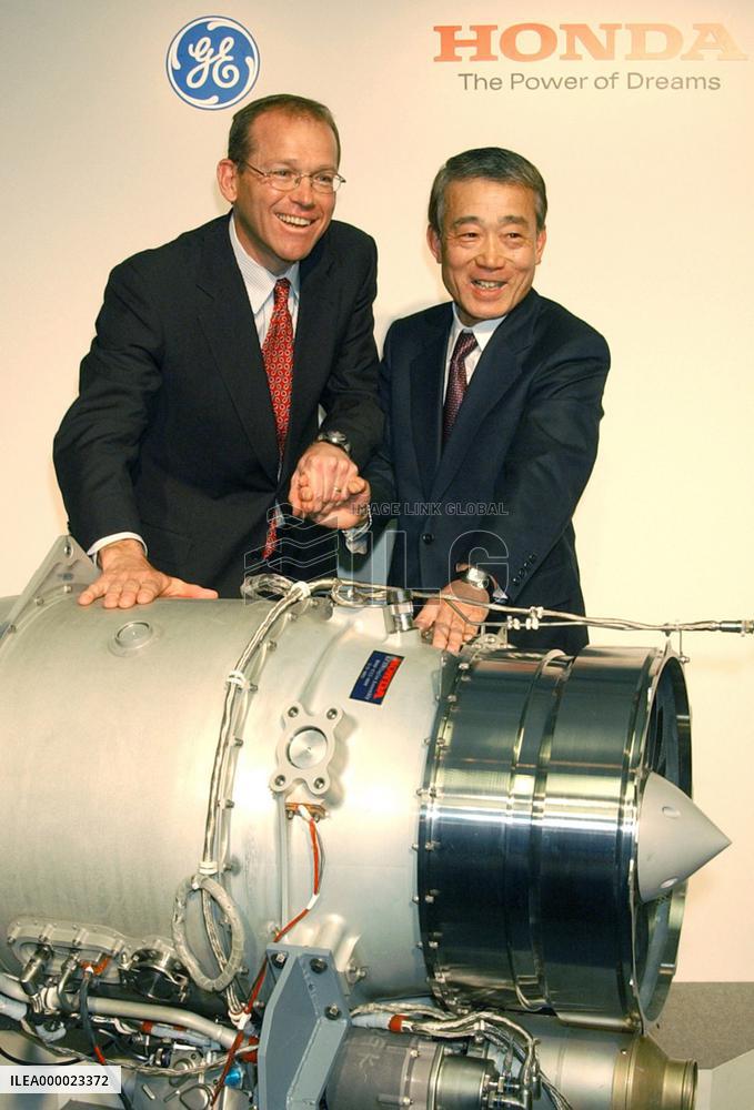 Honda, GE team up on jet engines for light business planes