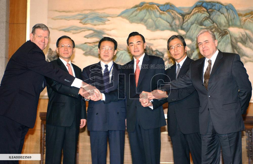 (1)6-way talks on N. Korean nukes begin in Beijing