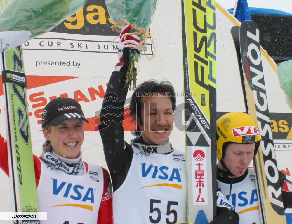 Kasai soars to victory at World Cup jump in Utah