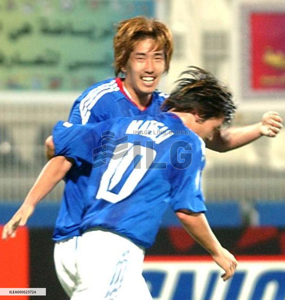 (1)Japan move closer to Athens after downing UAE in q'fier