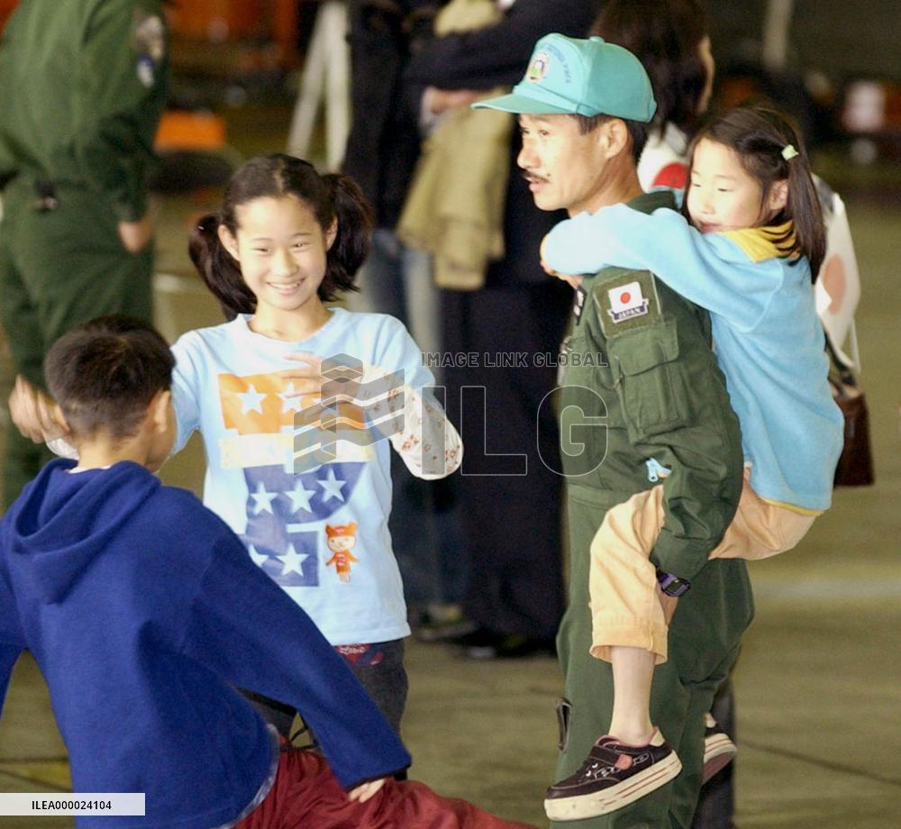 (3)ASDF members return from 3-month Iraq mission