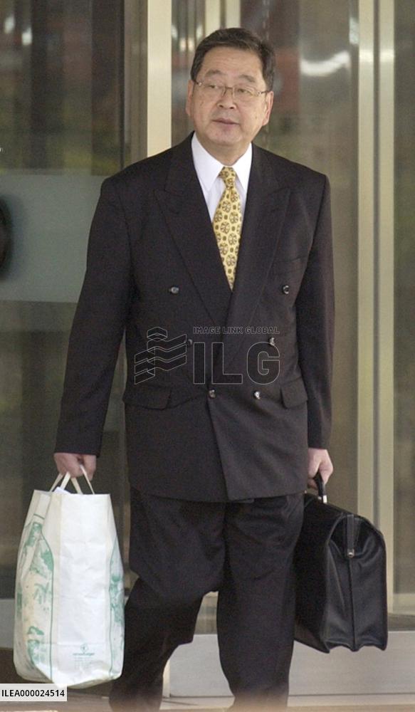 Ex-home affairs minister Sato released on 10 mil. yen bail