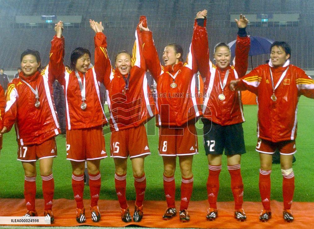 (8)China beat Japan 1-0 in women's Olympic tournament