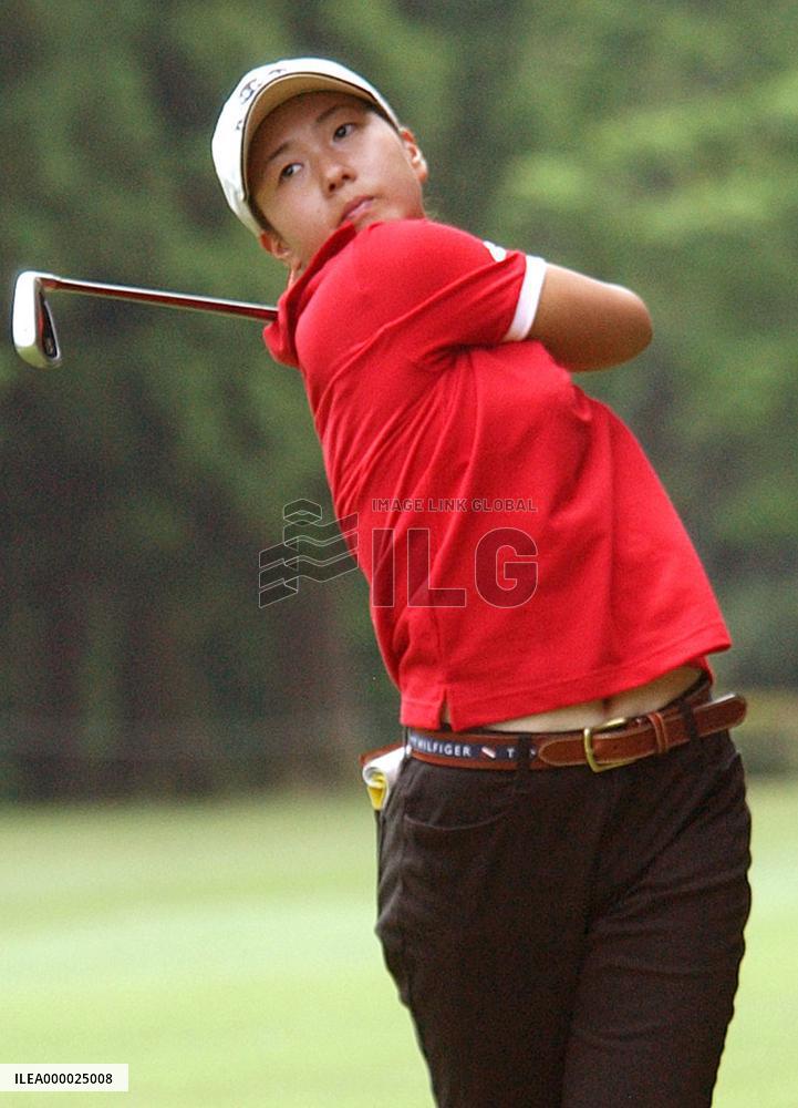 Tour debutante Asama takes top spot at Kosaido 1st round