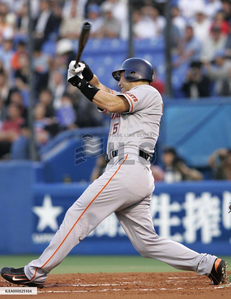 Giants' Kiyohara gets 2,000th career hit