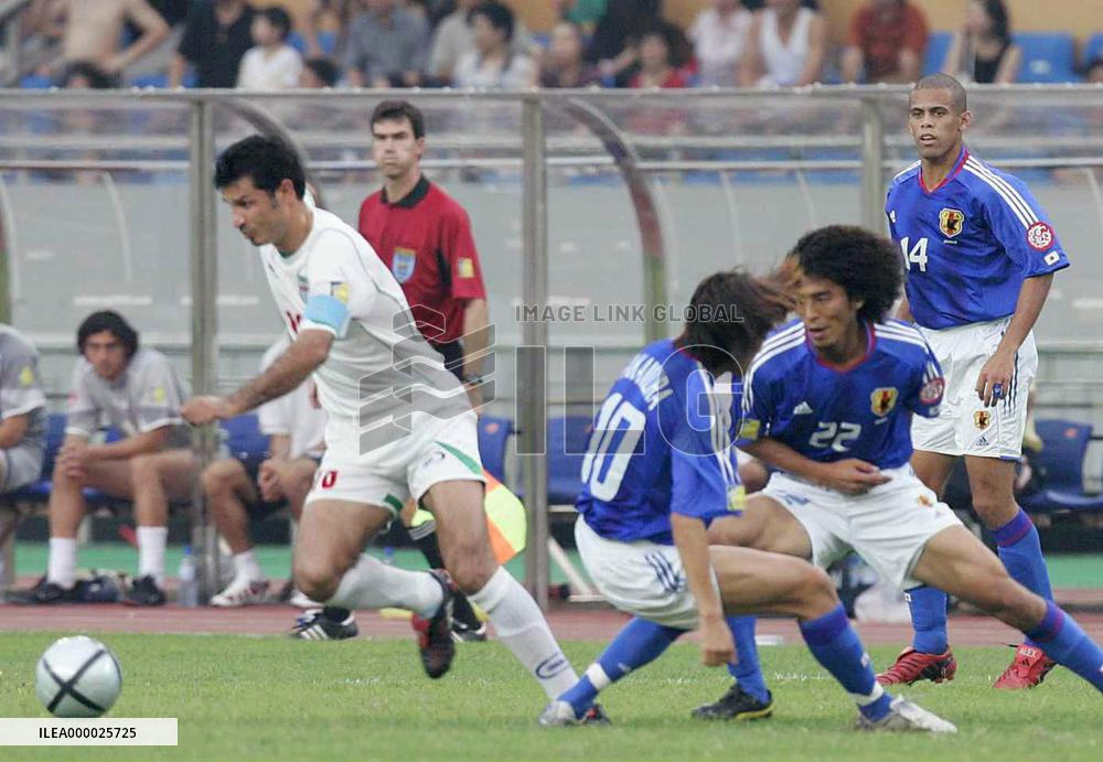(6)Japan hold off Iran at Asian Cup