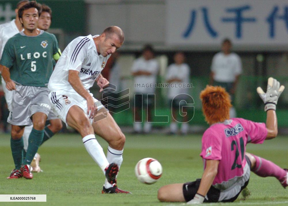 (1)Real Madrid vs Tokyo Verdy in Tokyo