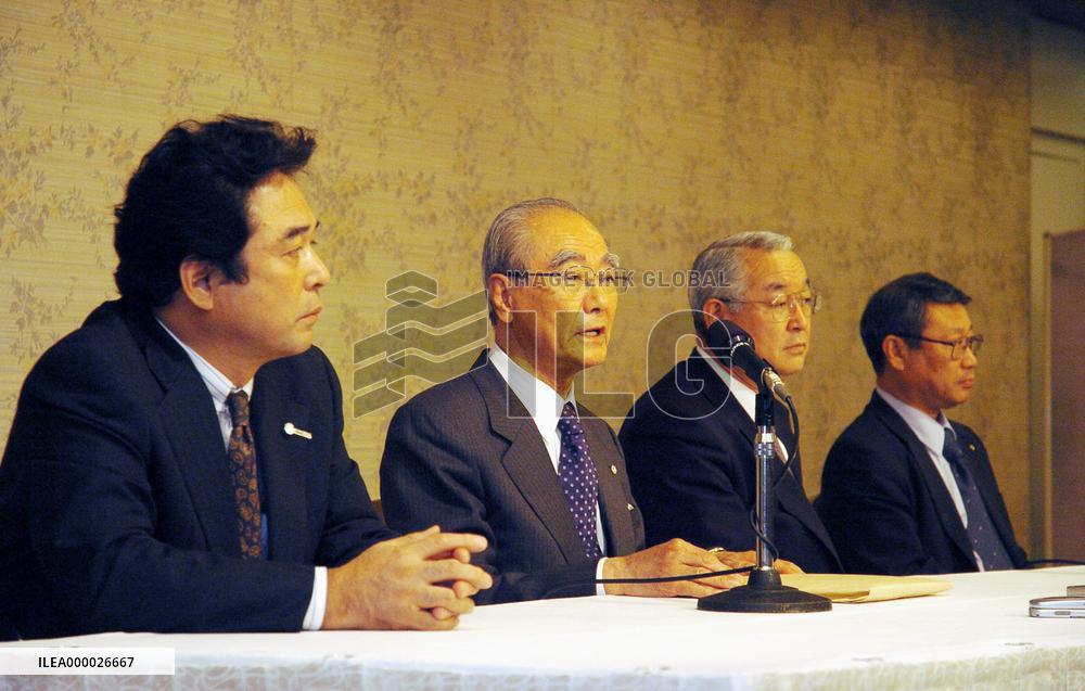 NPB inconclusive on viability of Rakuten, Livedoor