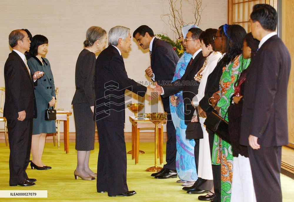(1)New foreign envoys received by emperor, empress