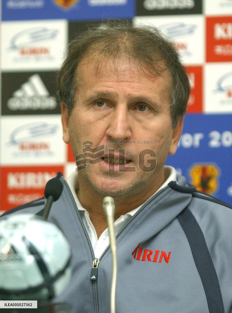 Zico forced to ring changes for Germany friendly