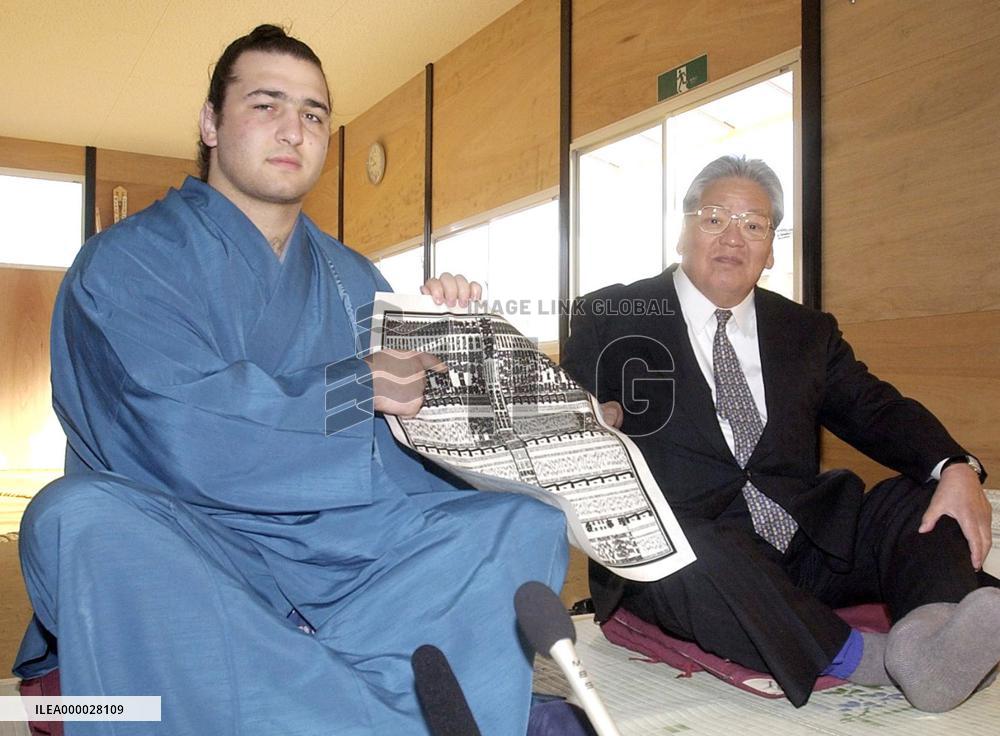 (1)Foreign young guns moving up for spring sumo