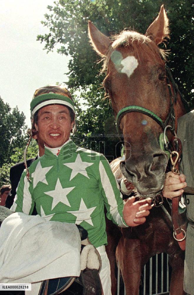 (2)Veteran jockey Okabe calls it a day